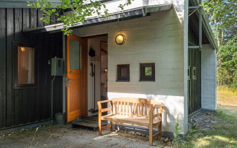 Matta - 800M from the Sea: Hout, Huis, Veranda, Dek, Hardwood, Dak, Beits, Houten Vloer, Eco Hotel