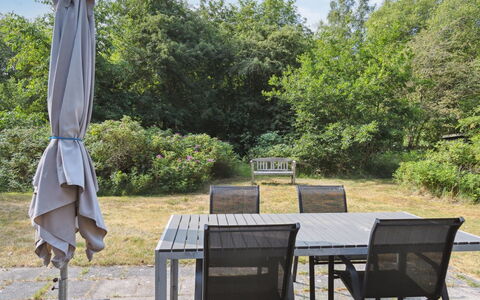 Matta - 800M from the Sea: Hout, Huis, Veranda, Dek, Hardwood, Dak, Beits, Houten Vloer, Eco Hotel