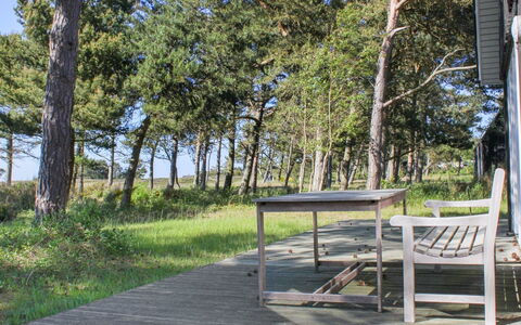 Hatem - 200M from the Sea: Hout, Huis, Veranda, Dek, Hardwood, Dak, Beits, Houten Vloer, Eco Hotel