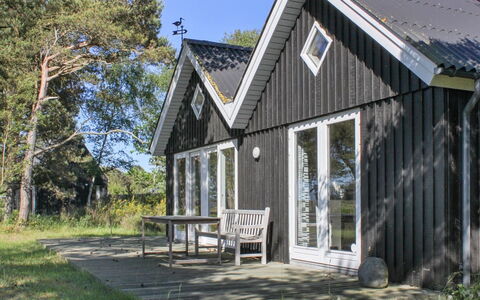 Hatem - 200M from the Sea: Hout, Huis, Veranda, Dek, Hardwood, Dak, Beits, Houten Vloer, Eco Hotel