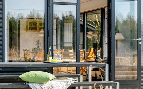Shayene - 2.5Km from the Sea: Hout, Huis, Veranda, Dek, Hardwood, Dak, Beits, Houten Vloer, Eco Hotel
