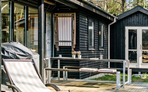 Shayene - 2.5Km from the Sea: Hout, Huis, Veranda, Dek, Hardwood, Dak, Beits, Houten Vloer, Eco Hotel