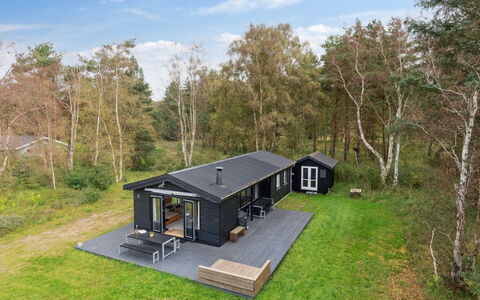 Shayene - 2.5Km from the Sea: Hout, Huis, Veranda, Dek, Hardwood, Dak, Beits, Houten Vloer, Eco Hotel