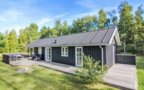 Santtu - 600M from the Sea: Zwembad, Buitenmeubels, Meubilair, Toevlucht, Flagstone, Eco Hotel, Schaduw, Stoel, Vrije Tijd, Landgoed