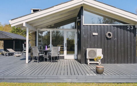 Alvine - 475M from the Sea