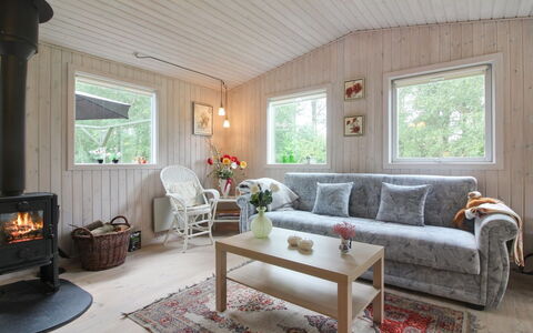 Elmer - 400M from the Sea: Gras, Grasland, Land Lot, Verblijf, Landelijk Gebied, Weide, Garden Gebouwen, Tuin, Schuur