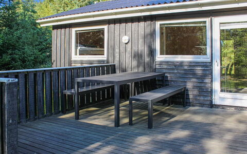 Gretelise - 2Km from the Sea: Woongebied, Dak, Voorstad, Oprit, Landgoed, Schoorsteen