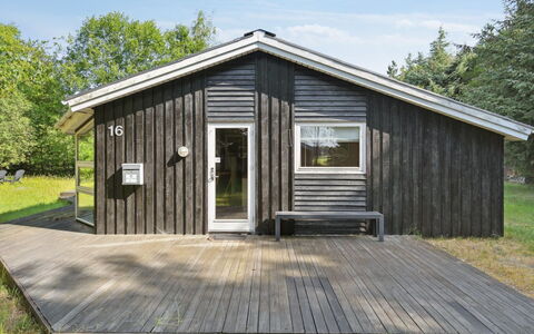 Gretelise - 2Km from the Sea: Woongebied, Dak, Voorstad, Oprit, Landgoed, Schoorsteen