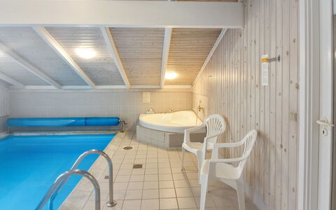 Eldmar - 500M from the Sea: Dak, Huis, Land Lot, Huis, Verblijf, Landgoed, Garden Gebouwen, Schaduw, Blokhut, Landscaping