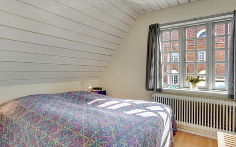 Amila - 425M from the Sea: Hout, Interieur Ontwerp, Flooring, Verdieping, Plafond, Slaapkamer, Bed, Meubilair, Appartement, Houten Vloer