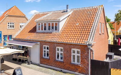 Edita - 250M from the Sea
