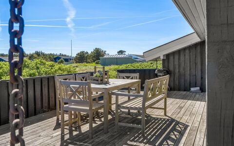Märta - 300M from the Sea: Hout, Hardwood, Plank, Houten Vloer, Huis, Dek, Samengesteld Materiaal, Veranda, Deur, Beits