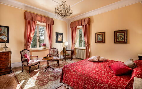 Villa Staggia: Meubilair, Interieur Ontwerp, Plafond, Kamer, Flooring, Textiel, Linens, Bed, Verlichting, Slaapkamer