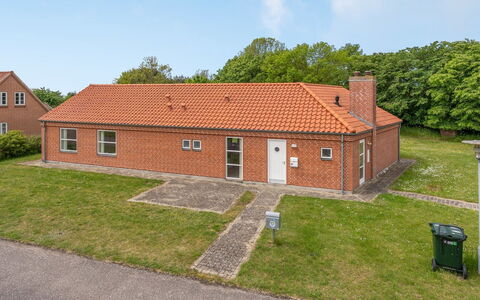 Fengur - 330M from the Sea: Verblijf, Huis, Huis, Dak, Veranda, Landgoed, Siding, Garden Gebouwen, Boerderij, Werf
