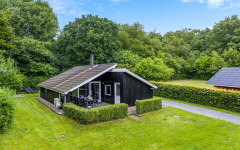 Corinna - 28Km from the Sea: Huis, Verblijf, Veranda, Hardwood, Siding, Dek, Schaduw, Plank, Landgoed, Garden Gebouwen