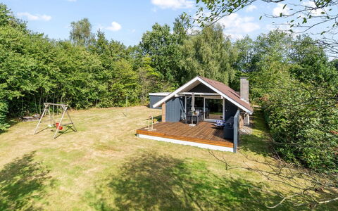 Pance - 20Km to the Fjord: Dak, Huis, Huis, Verblijf, Deur, Siding, Dek, Veranda, Plank, Hardwood