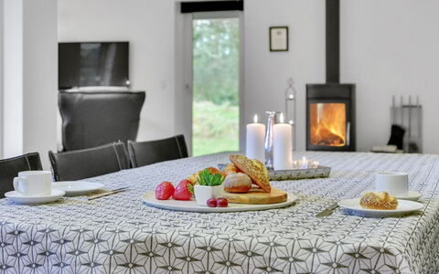 Hekla - 30Km from the Sea: Dak, Huis, Huis, Verblijf, Deur, Siding, Dek, Veranda, Plank, Hardwood