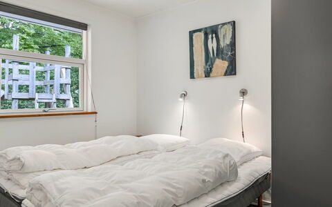 Manderup - 30Km from the Sea: Bed, Slaapkamer, Muur, Laken, Bedding, Meubilair, Interieur Ontwerp, Plafond, Verdieping, Flooring