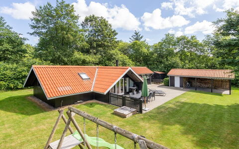Sighrik - 30Km from the Sea: Meubilair, Interieur Ontwerp, Stoel, Flooring, Tafel, Toevlucht, Verdieping, Plafond, Kamer, Eco Hotel