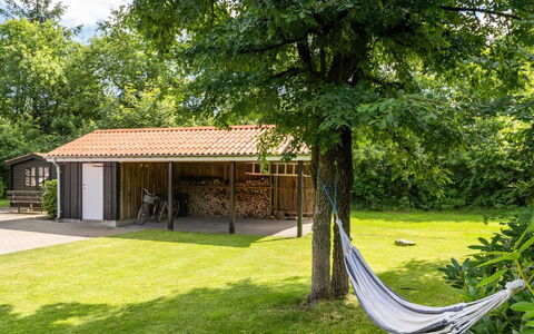 Sighrik - 30Km from the Sea: Meubilair, Interieur Ontwerp, Stoel, Flooring, Tafel, Toevlucht, Verdieping, Plafond, Kamer, Eco Hotel