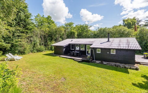 Vitus - 30Km from the Sea: Dak, Huis, Huis, Verblijf, Deur, Siding, Dek, Veranda, Plank, Hardwood
