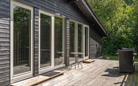 Vitus - 30Km from the Sea: Dak, Huis, Huis, Verblijf, Deur, Siding, Dek, Veranda, Plank, Hardwood