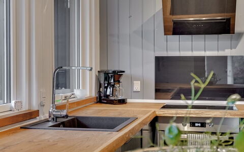 Vitus - 30Km from the Sea: Dak, Huis, Huis, Verblijf, Deur, Siding, Dek, Veranda, Plank, Hardwood