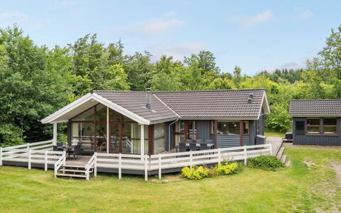 Swarte - 30Km from the Sea: Huis, Verblijf, Veranda, Landgoed, Siding, Boerderij, Garden Gebouwen, Werf, Blokhut, Outdoor Structuur