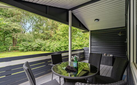 Massie - 30Km from the Sea: Verblijf, Huis, Huis, Dak, Veranda, Landgoed, Siding, Garden Gebouwen, Boerderij, Werf