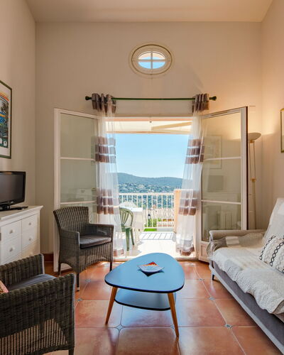 Le Petit Village 320.2