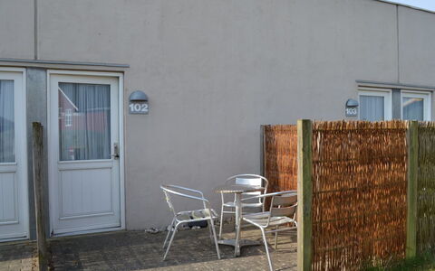 Gunnlaug - 500M from the Sea: Dak, Huis, Huis, Verblijf, Deur, Siding, Dek, Veranda, Plank, Hardwood