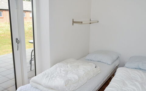 Deetje - 5Km from the Sea: Meubilair, Interieur Ontwerp, Flooring, Hout, Verdieping, Plafond, Houten Vloer, Stoel, Tafel, Verlichting