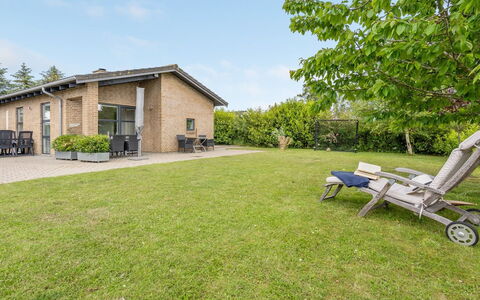 Evangelia - 1.2Km from the Sea: Dak, Huis, Land Lot, Huis, Verblijf, Landgoed, Garden Gebouwen, Schaduw, Blokhut, Landscaping