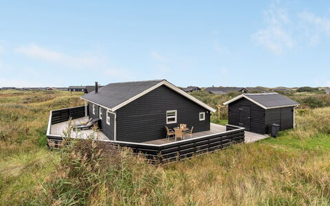 Clarissa - 300M from the Sea: Architectuur, Dak, Huis, Samengesteld Materiaal, Daylighting, Siding, Oprit