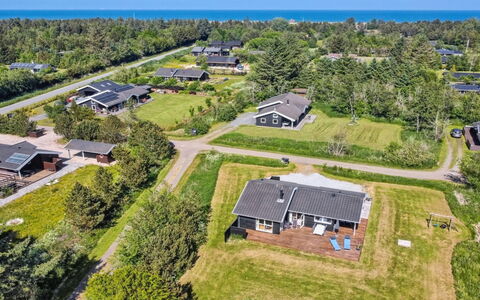 Hampus - 500M from the Sea: Architectuur, Dak, Huis, Samengesteld Materiaal, Daylighting, Siding, Oprit
