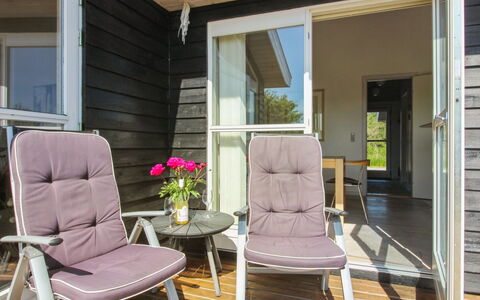 Hampus - 500M from the Sea: Architectuur, Dak, Huis, Samengesteld Materiaal, Daylighting, Siding, Oprit