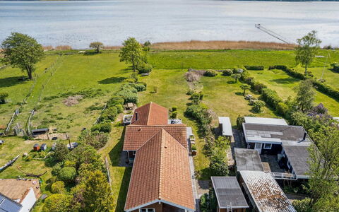 Brunman - 10M to the Fjord: Landschap, Huis, Verblijf, Landgoed, Voorstad, Vogelperspectief, Kust, Luchtfotografie, Baai, Boerderij