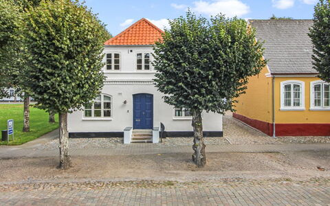 Reeta - 32Km from the Sea: Dak, Huis, Land Lot, Huis, Verblijf, Landgoed, Garden Gebouwen, Schaduw, Blokhut, Landscaping