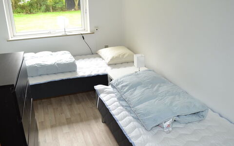 Claudia: Bed, Slaapkamer, Verdieping, Flooring, Bedding, Laken, Meubilair, Bed Frame, Linens, Kamer
