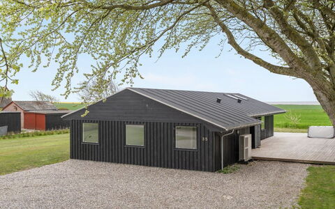 Ajla: Dak, Huis, Huis, Verblijf, Deur, Siding, Dek, Veranda, Plank, Hardwood