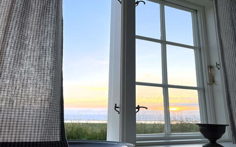 Kielo - 10Km from the Sea: Blauw, Struik, Verblijf, Groundcover, Tuin, Landgoed, Schaduw, Landscaping, Boerderij, Eco Hotel