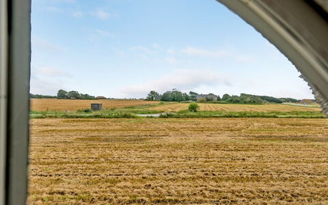 Clausina - 600M from the Sea: Blauw, Struik, Verblijf, Groundcover, Tuin, Landgoed, Schaduw, Landscaping, Boerderij, Eco Hotel
