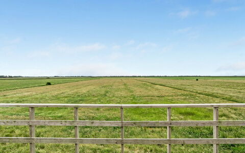 Ammy - 7.5Km from the Sea: Woongebied, Dak, Voorstad, Oprit, Landgoed, Schoorsteen