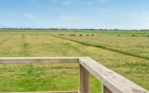 Ammy - 7.5Km from the Sea: Woongebied, Dak, Voorstad, Oprit, Landgoed, Schoorsteen