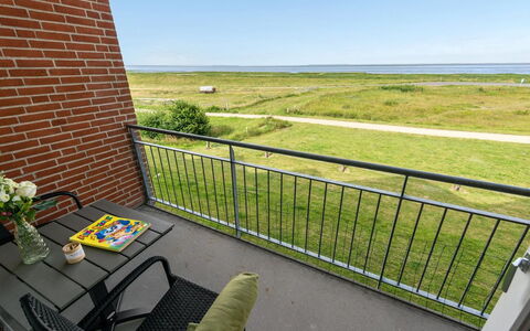 Sofija: Blauw, Struik, Verblijf, Groundcover, Tuin, Landgoed, Schaduw, Landscaping, Boerderij, Eco Hotel