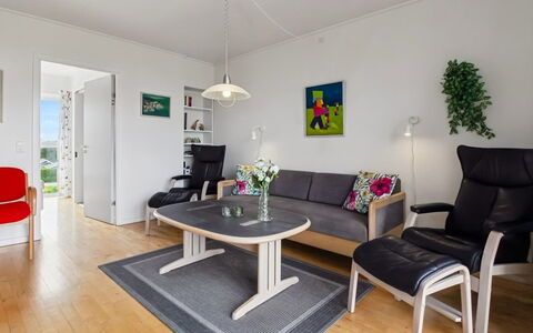 Sofija: Meubilair, Interieur Ontwerp, Flooring, Verdieping, Bankstel, Hout, Tafel, Woonkamer, Kamer, Plafond
