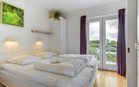 Sofija: Slaapkamer, Interieur Ontwerp, Bed, Huis, Plafond, Verdieping, Appartement, Bedding, Laken, Bed Frame