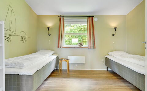 Aletta - 25Km from the Sea: Muur, Hout, Interieur Ontwerp, Flooring, Verdieping, Plafond, Bed, Meubilair, Slaapkamer, Verlichting