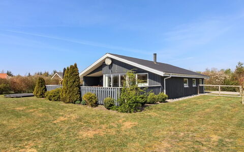 Benjamina - 530M to the Fjord: Huis, Huis, Dak, Woongebied, Verblijf, Landgoed, Landscaping, Boerderij, Gazon, Siding