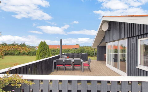 Benjamina - 530M to the Fjord: Architectuur, Dak, Huis, Huis, Samengesteld Materiaal, Schaduw, Landgoed, Verblijf, Veranda, Werf